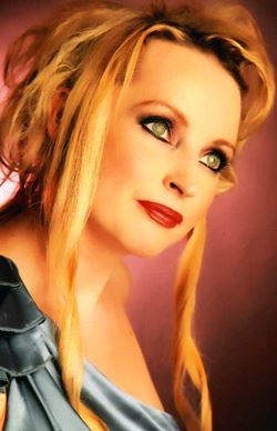 Danni Minogue 